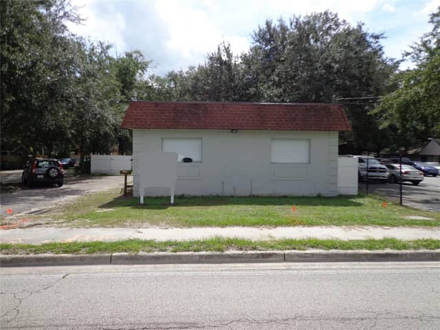 1904 W WATERS AVE photo