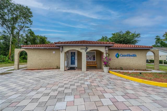 10508 GIBSONTON DR photo