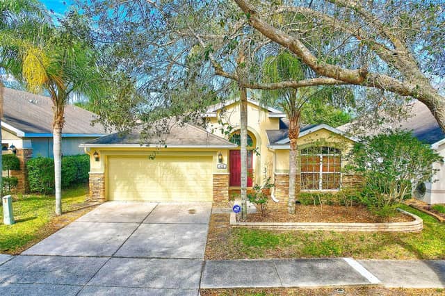 422 DOWN PINE DR photo