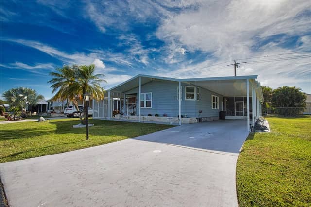 469 LOMA LINDA photo