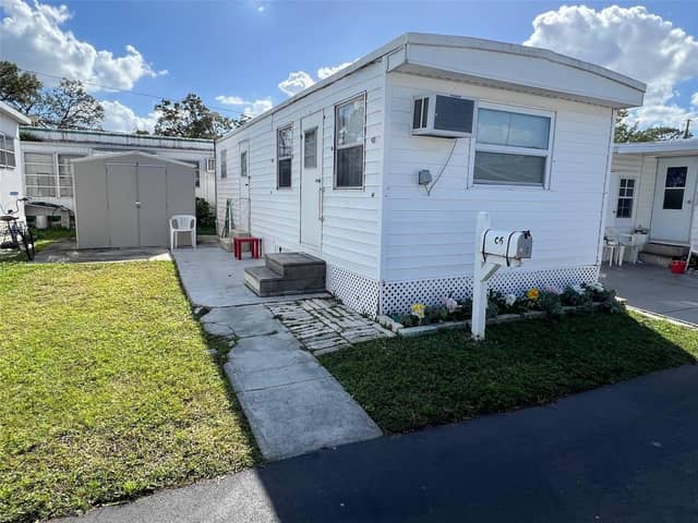 12674 SEMINOLE BLVD #C6 photo