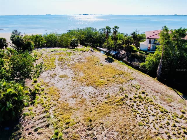 6649 RENSSALAER DR photo