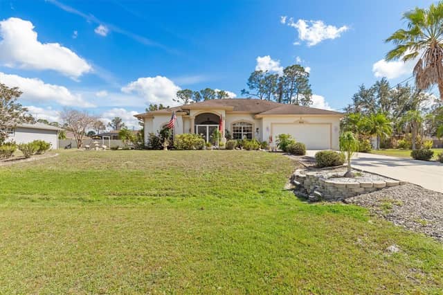 3816 N CRANBERRY BLVD photo