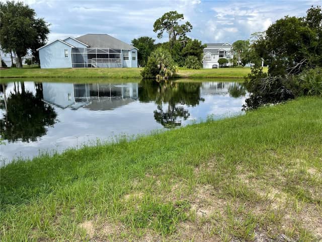 2042 N POINTE ALEXIS DR photo