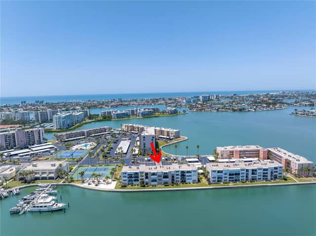 7625 SUN ISLAND DR S #106 photo