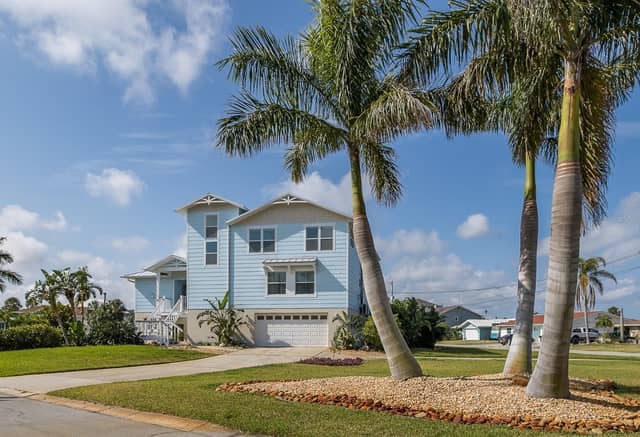 5040 WATERSIDE DR photo