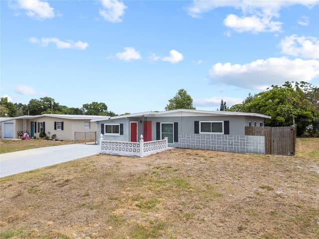10602 CAMELIA DR photo