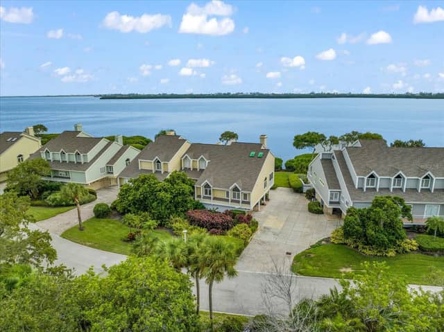 76 TIDY ISLAND BLVD photo