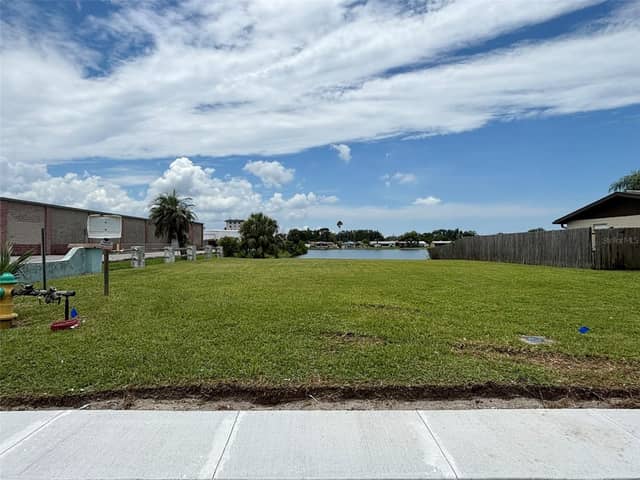 4368 SUNRAY DR photo