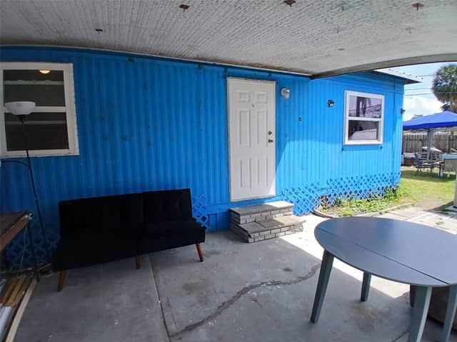 6604 SANDRA DR photo