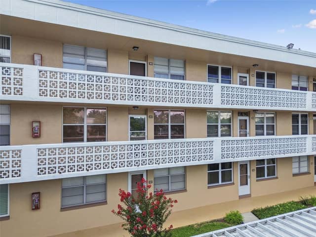 5095 BAY ST NE #103 photo