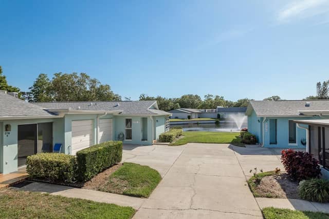 2738 SHERBROOKE LN #C photo