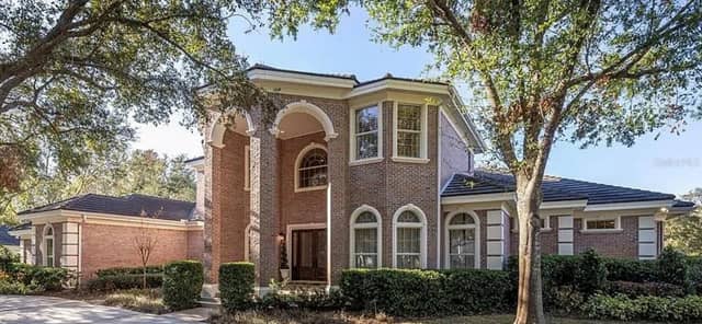 2817 ROEHAMPTON CLOSE photo