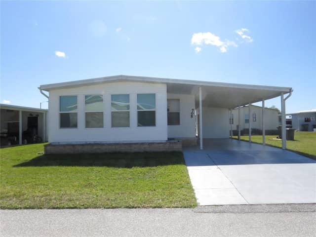 705 BLACKBURN BLVD photo