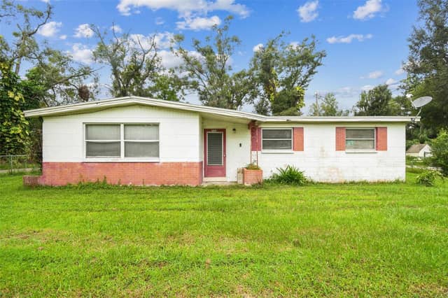 7512 RHODE ISLAND DR photo