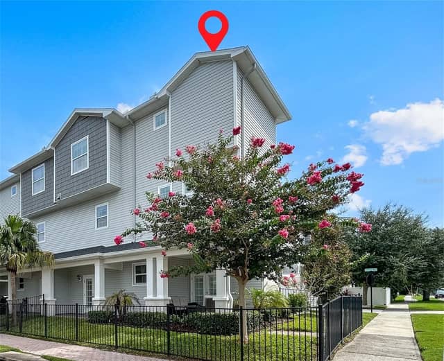 510 DOUGLAS PL photo