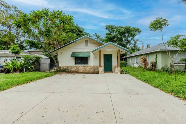 1416 19TH AVE W photo