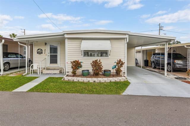 1600 N OLD COACHMAN RD #311 photo