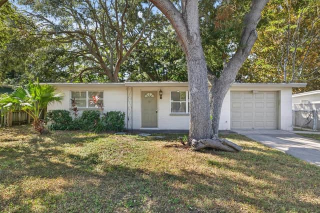 11015 MARTHA AVE photo