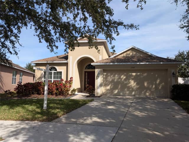 7343 FOREST MERE DR photo