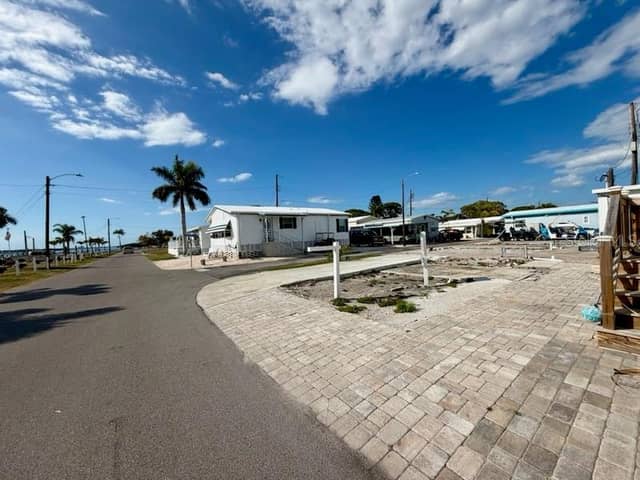 10315 CORTEZ RD W #2-4 photo