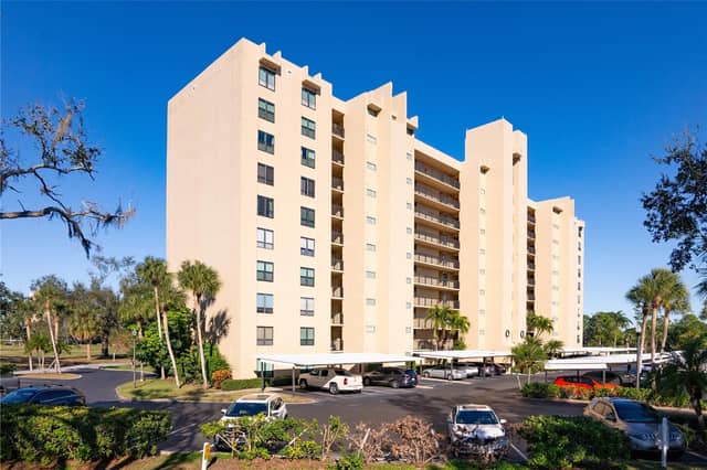 2621 COVE CAY DR #804 photo