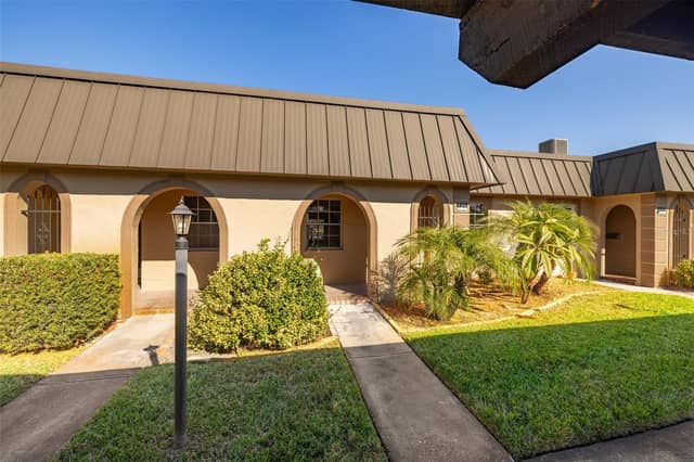 4324 SUMMERSUN DR photo
