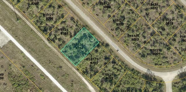 1151219204 DEVONIA CIR photo