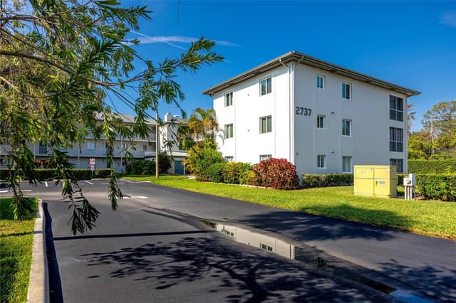2737 ENTERPRISE RD E #112 photo