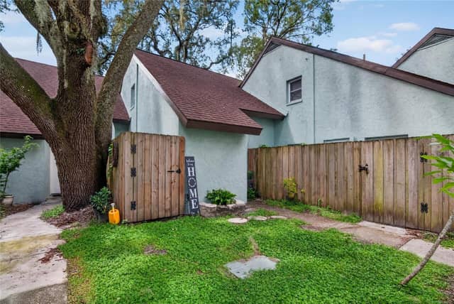 5601 ASHLEY OAKS DR #6 photo