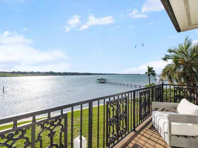 429 ST ANDREWS DR photo