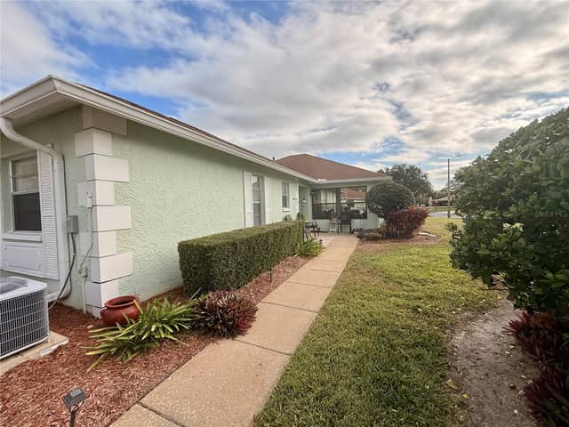 8350 HIGH POINT CIR #3 photo