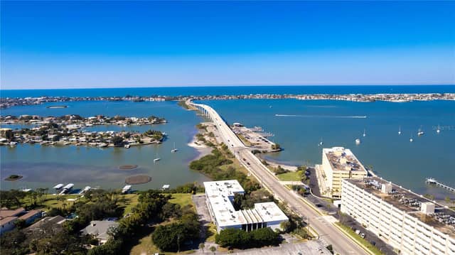 50 HARBOR VIEW LN #11 photo