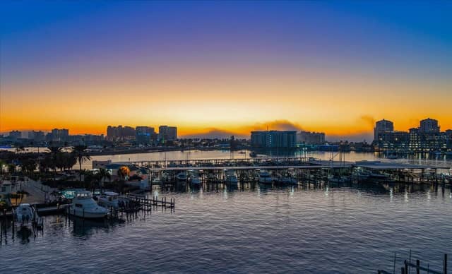 211 DOLPHIN PT #501 photo
