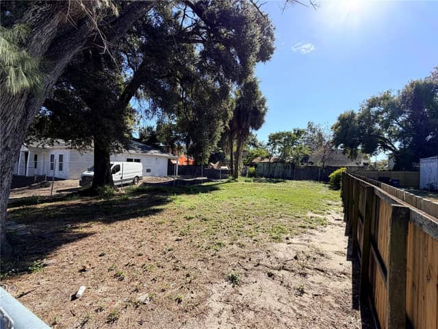 905 E 26TH AVE photo