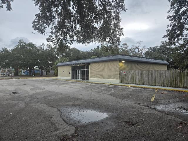 10517 RIVERVIEW DR photo