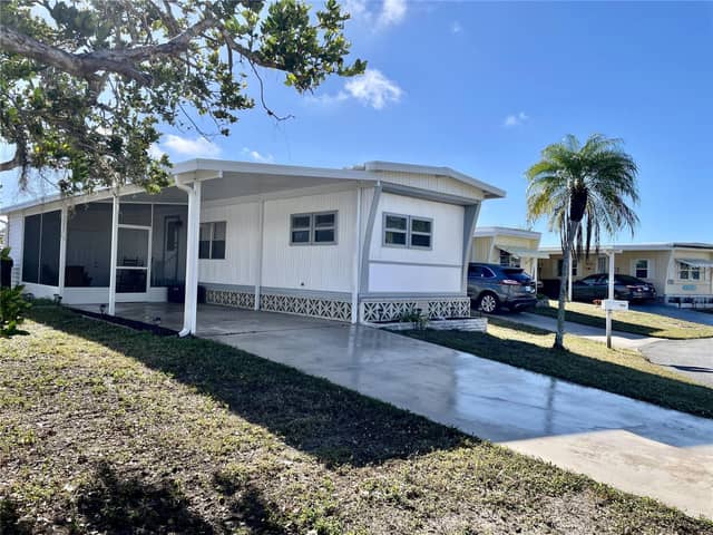 6452 FLEETWOOD CT photo