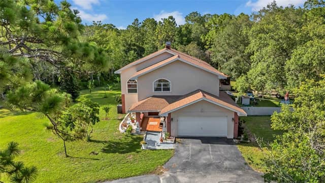 10323 SARANAC TRL photo