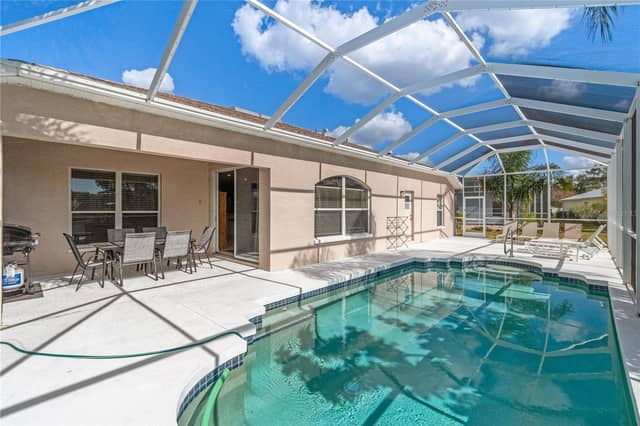4805 BOOKELIA CIR photo
