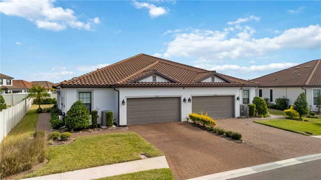 10934 WENDOVER DR photo