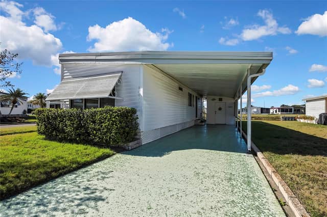 3141 NANTUCKET DR photo