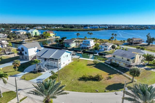 6424 DRIFTWOOD DRIVE photo