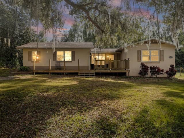 36228 CLINTON AVE photo