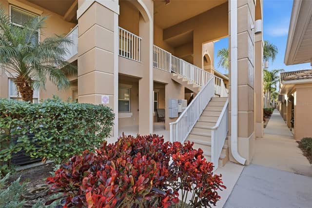 803 FAIRWAYCOVE LN #205 photo