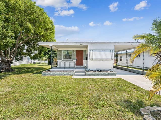 1940 SHADY COVE DR photo