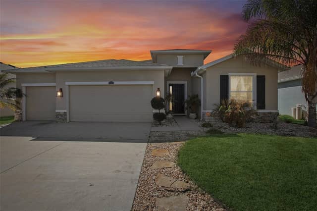 10747 LAXER CAY LOOP photo