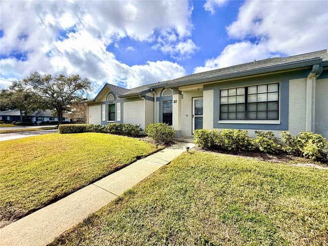 2749 COUNTRYSIDE BLVD #22 photo