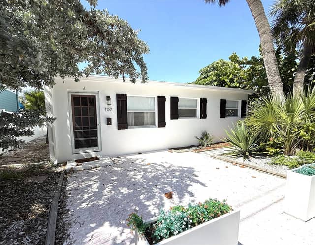 107 4TH AVE photo