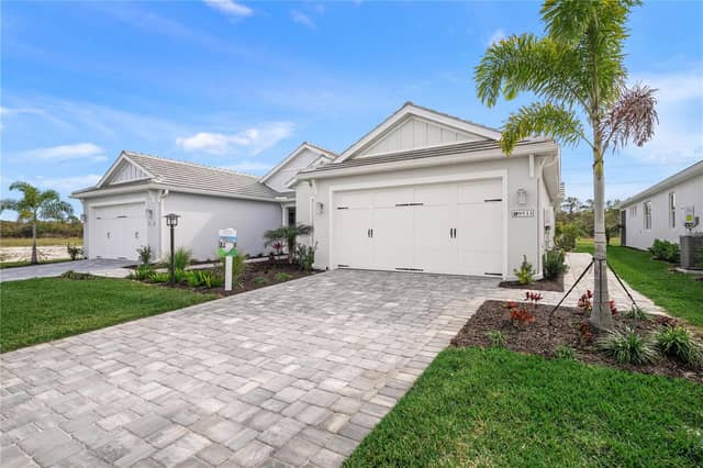9533 LUNAR DOVE DR photo
