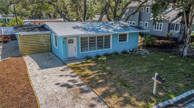 1500 CLEARWATER LARGO RD N photo